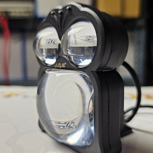 تصویر از پروژکتور طرح چشم